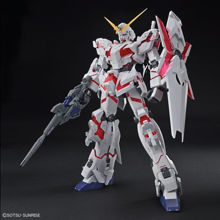 MEGA SIZE MODEL 1/48 独角兽高达（毁灭模式）