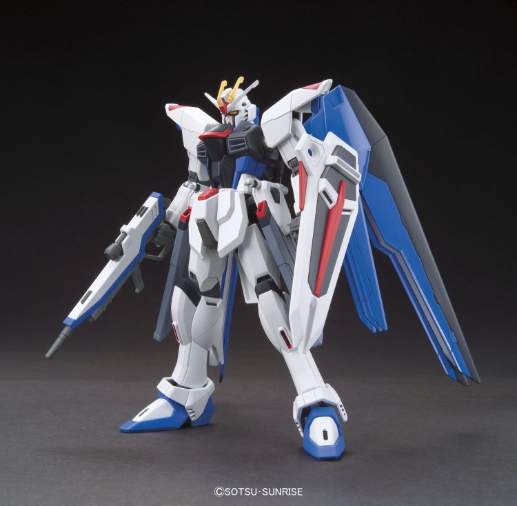 HGCE 1/144 自由高达