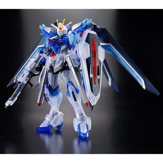 HG 1/144 飞升自由高达（彩色透明版）