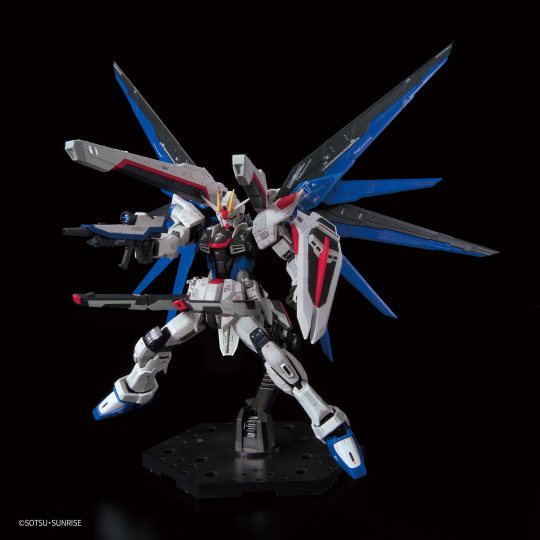 RG 1/144 高达基地限定 ZGMF-X10A 自由高达 Ver.GCP