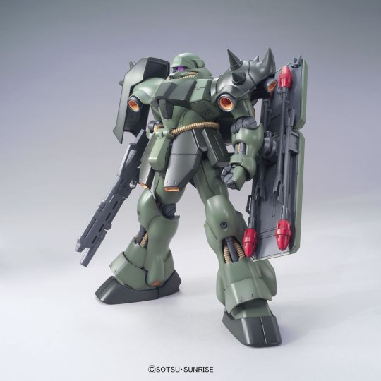 MG 1/100　基拉·多加