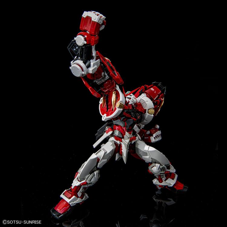 HIGH-RESOLUTION MODEL 1/100 异端高达红色机 强力型装备