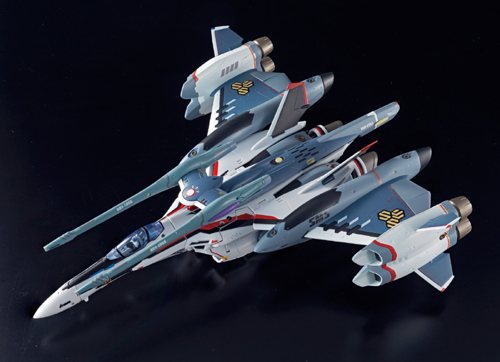 VF-25F 托露涅多弥赛亚瓦尔基里(早乙女阿露托機)