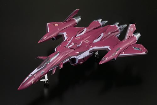 VF-27γ 路西法瓦尔基里(布蕾拉·斯塔恩機)