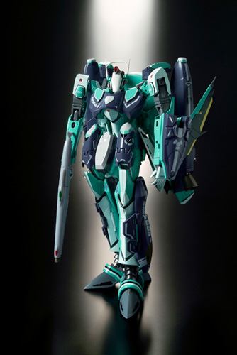 RVF-25 弥赛亚瓦尔基里(露卡·阿恩杰罗尼機)