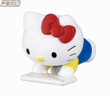 三丽鸥卡通人物一起打扫卫生♪ Hello Kitty 和 Pochacco 参加以牛皮纸竞赛为主题的扭蛋人偶！