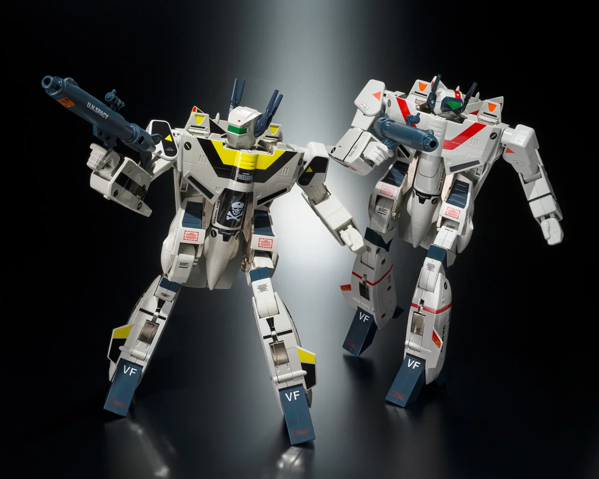 【超次元要塞超时空要塞】《女武神的起源》第二次复活是一套“VF-1S罗伊·福克特别版”+超级包！ 9月1日开始店内预订