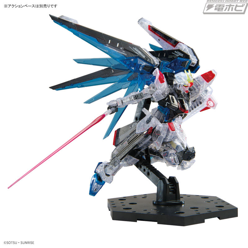 上海に降臨した実物大フリーダムガンダム立像が「RG」でクリアカラーになって立体化！浮世絵パッケージVer.の「EG」νガンダムも！
