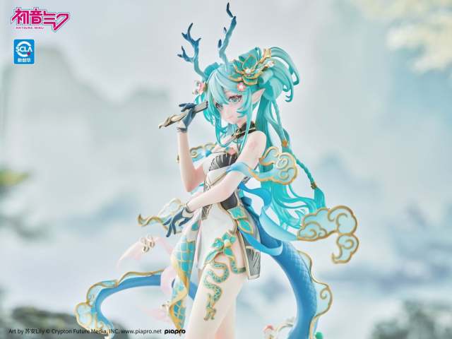 海洋堂『初音未來 青龍Ver. 1/7比例模型』降臨於清澈水面的東方神獸、極致展現神秘仙氣