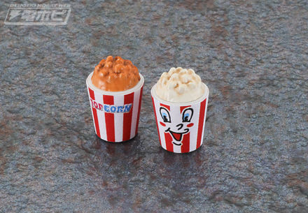 Hasegawa has released a photo of the completed 1/12 scale kit "Popcorn Vending Machine"!包括 2 个带填充物的爆米花杯部件！