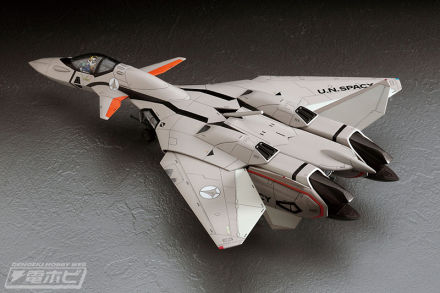 长谷川的《超时空要塞》套件转售信息！ “VF-1超级/强袭女武神”和“林明美”搭配“蛋飞机”的手办将于2026年10月16日至11月4日重新发售。