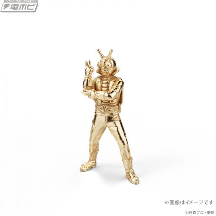 U-Treasure 正在发售“假面骑士 V3”和“假面骑士 Amazon”的 18 克拉黄金迷你模型，各限量 100 个！银色“震撼战斗者（骨）”也正在发售！