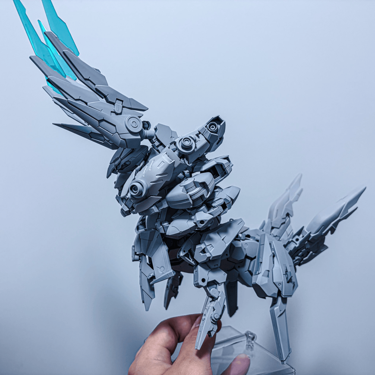 推主以鋼普拉零件製作寶可夢「超級蜈蚣王」拼裝作品 機械化模樣展現獨特氣息!