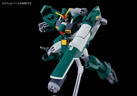 收录了「MGSD 飞翼高达零式EW［结构涂装/黑色］」、「HG 九头蛇高达」、「RG 高达Mk-II（Keroro规格）」等最新高达模型资料！ [连载]高达模型杂志9月号