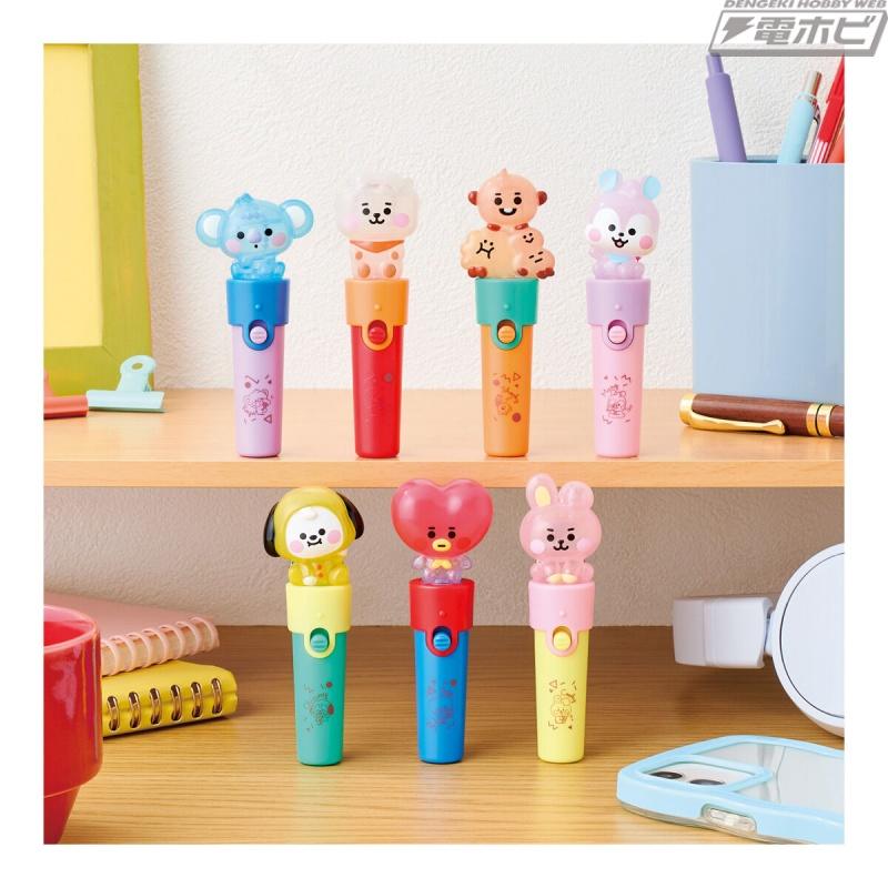 打开开关，人物部分就会微微亮起！第二款“BT21”棒灯饰现已作为糖果玩具上市！