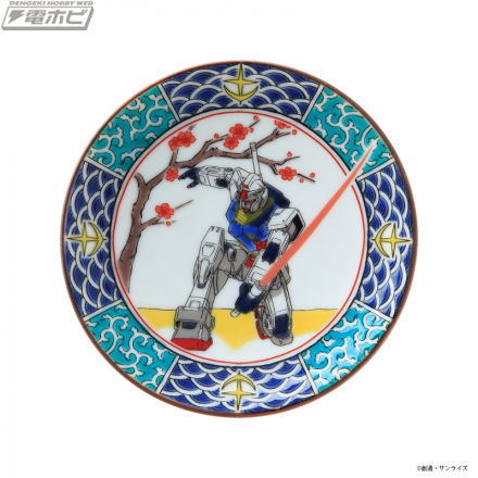 高达与日本的融合！与《机动战士高达》和传统工艺品“九谷烧”合作制作的小盘子现已在“STRICT-G JAPAN”发售！ 6 件套装在原装木盒中！